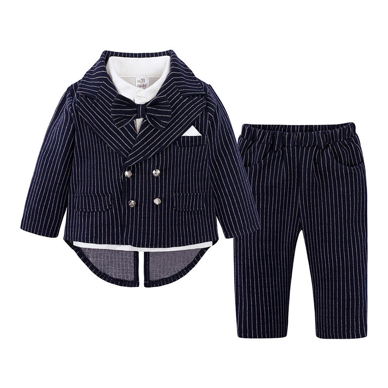 Baby-Anzugset mit Fliege und passender Jacke und Hose