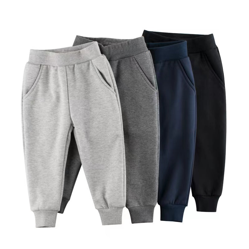 Klassische Jogginghosen für Jungen