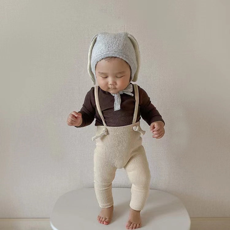Pantalones de lana con tirantes para bebés