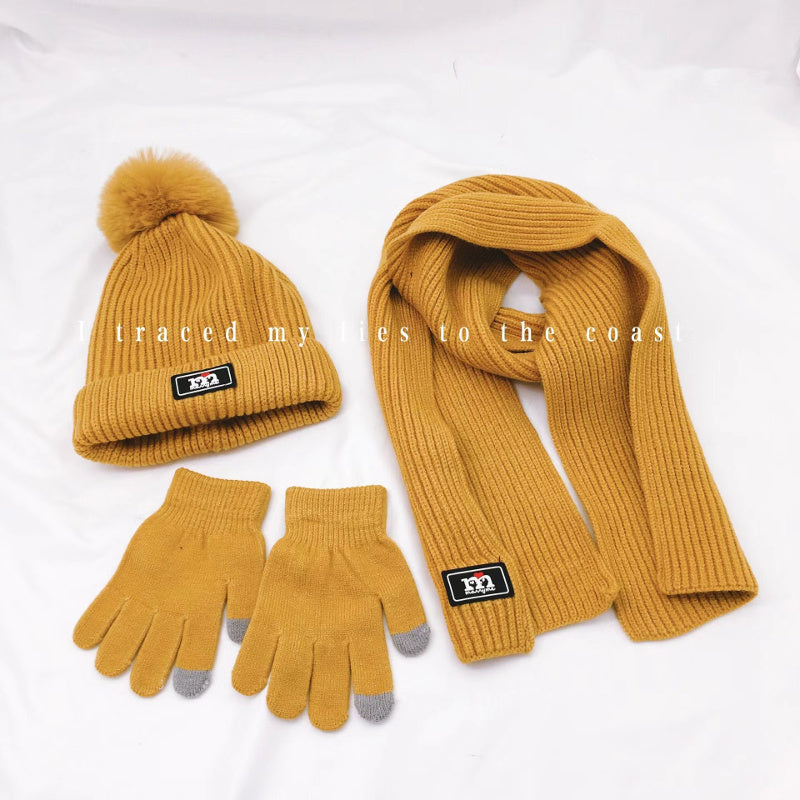 Ensemble bonnet écharpe gants en laine pour enfant