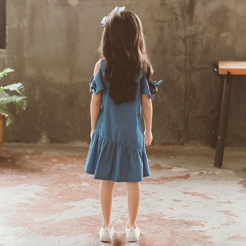 Vestido vaquero de manga corta para niña