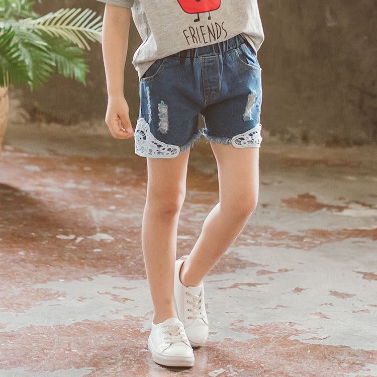 Shorts vaqueros para niña con detalle de encaje
